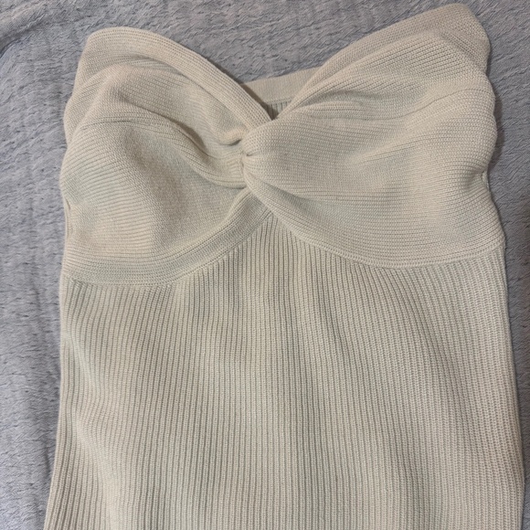 Cream color twist front tube top - Picture 2 of 4